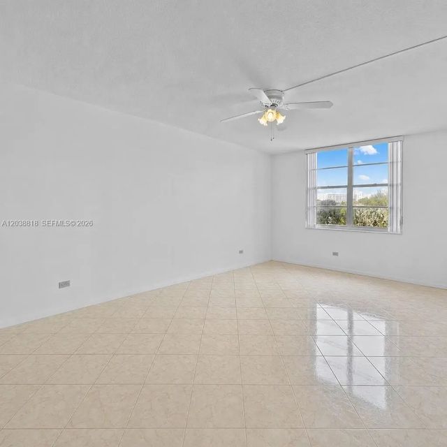 3 of 14 - 230 174th Street #404, Sunny Isles Beach, FL