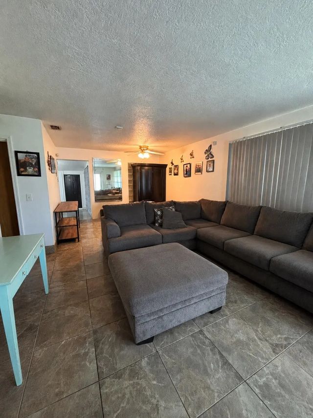 4 of 14 - 1310 Palm Beach Lakes Boulevard, West Palm Beach, FL