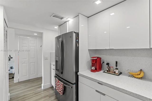 4 of 25 - 2055 Sw 122nd Avenue #326, Miami, FL