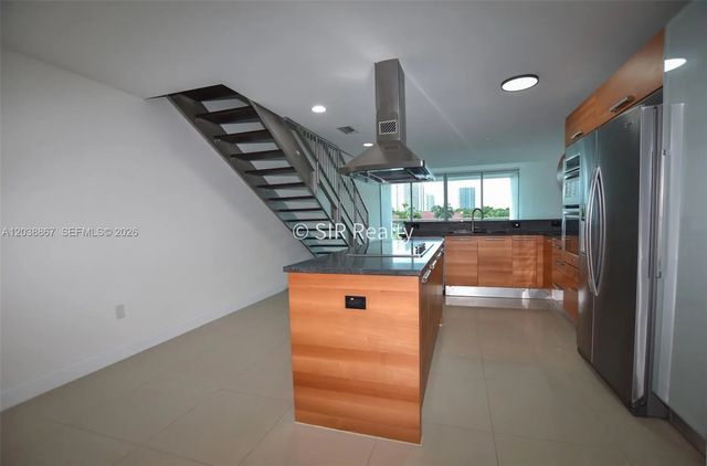 3 of 42 - 2950 Ne 188th Street #336, Aventura, FL