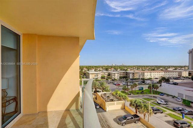2 of 40 - 2501 S Ocean Drive #605, Hollywood, FL