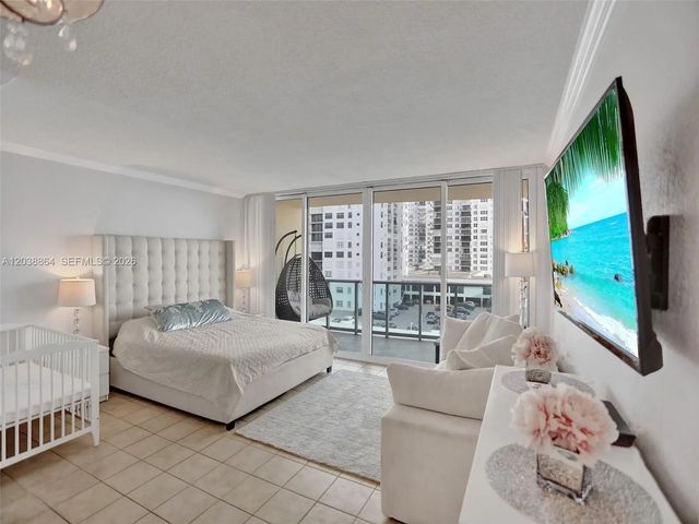 3 of 40 - 2501 S Ocean Drive #605, Hollywood, FL