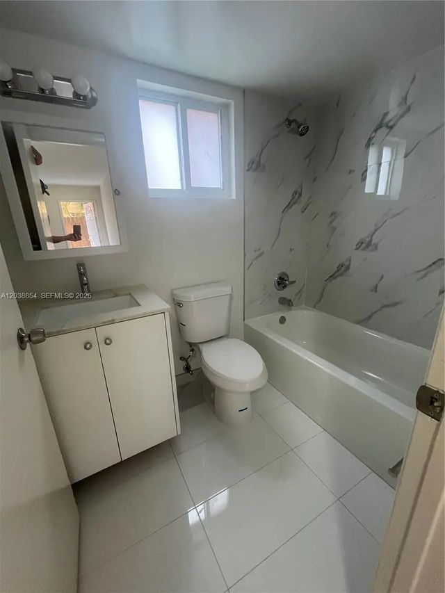 3 of 20 - 1419 Sw 22nd Avenue, Miami, FL