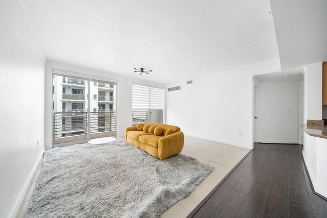 4 of 19 - 1830 Radius Drive #405, Hollywood, FL
