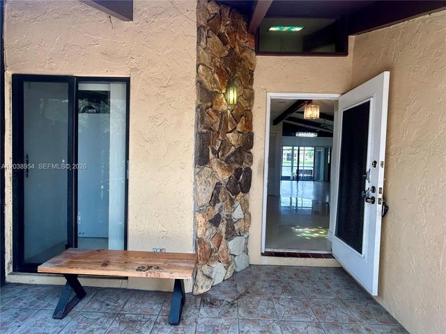 5 of 45 - 416 Briarwood Circle #2-24, Hollywood, FL