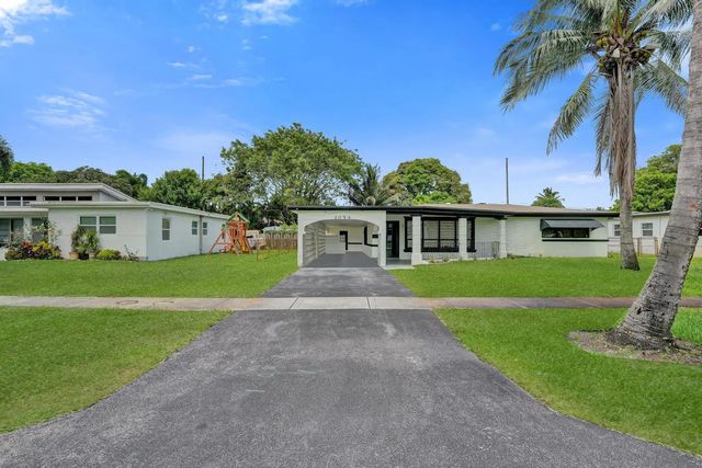 2 of 37 - 1054 Wyoming Avenue, Fort Lauderdale, FL