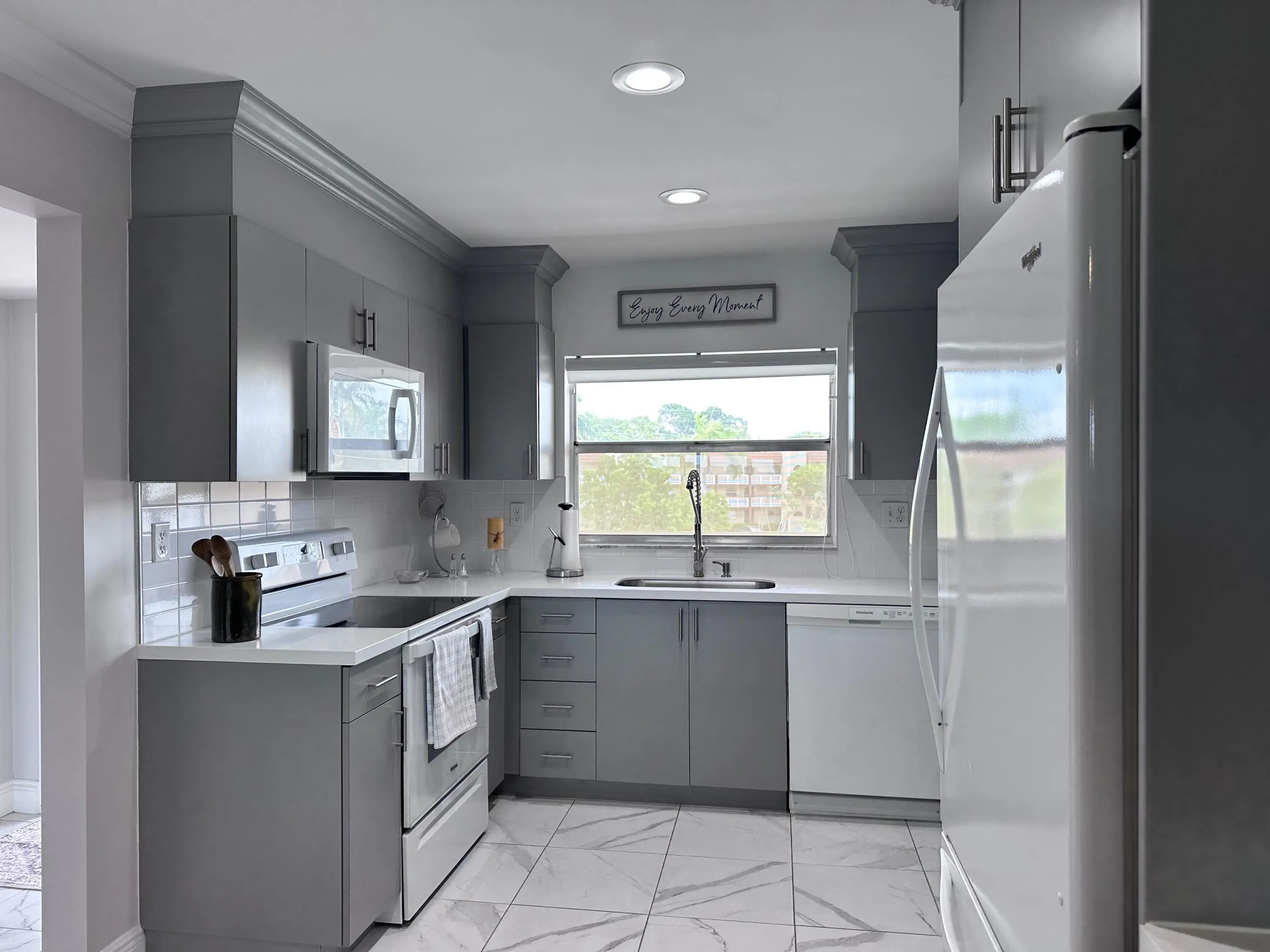 9300 Sunrise Lakes Boulevard #309, Sunrise