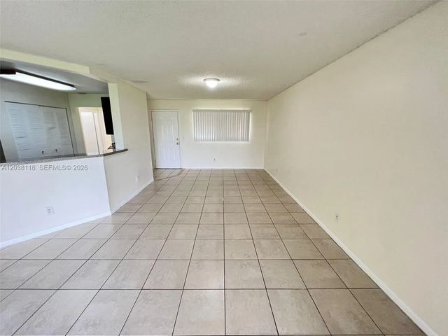 4 of 17 - 3417 Nw 44th Street #104, Oakland Park, FL
