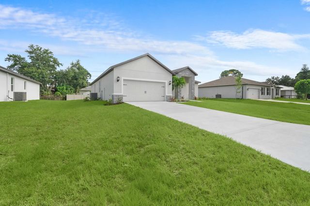 2 of 35 - 7876 104th Avenue, Vero Beach, FL