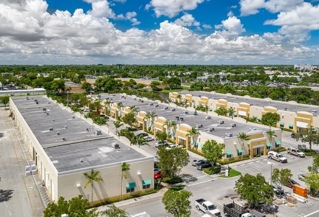 3 of 12 - 1857 Banks Road #1857-1859, Margate, FL