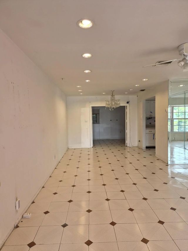 4 of 45 - 4960 Nw 16th Street, Lauderhill, FL