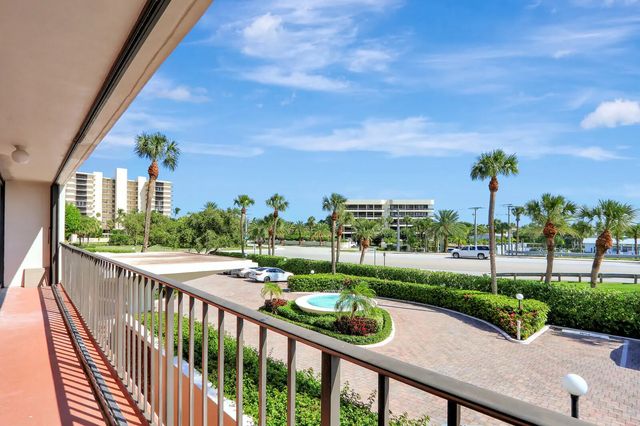4 of 26 - 225 Beach Road #204, Tequesta, FL