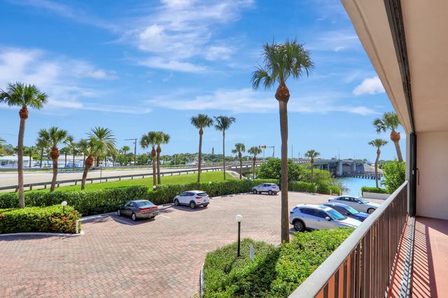 5 of 26 - 225 Beach Road #204, Tequesta, FL