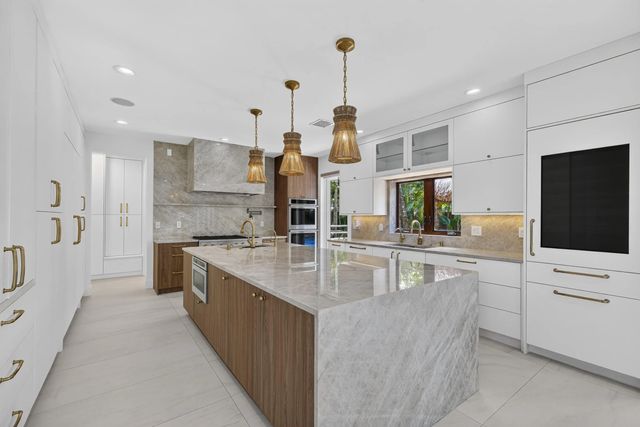 3 of 46 - 2719 Ne 19th Street, Fort Lauderdale, FL