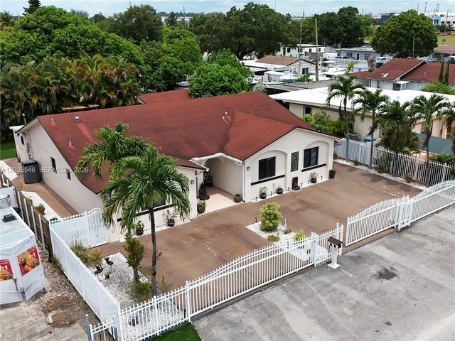 10532 Nw 30th Avenue, Miami
