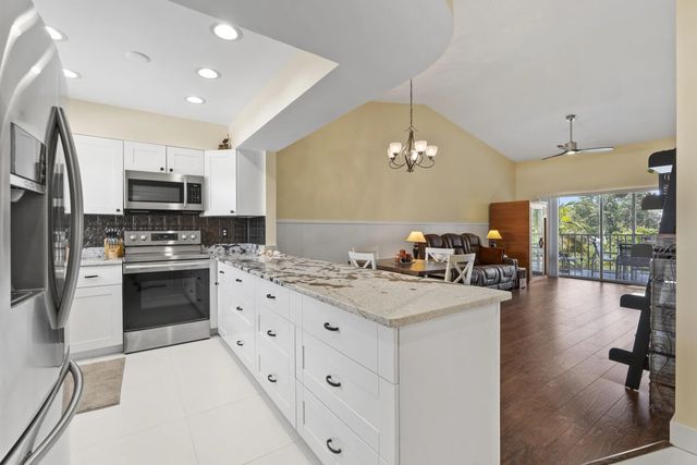 2950 Se Ocean Boulevard #119-6, Stuart