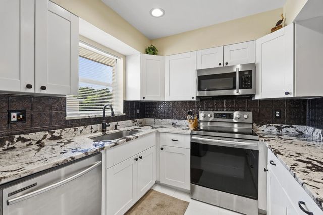 2 of 30 - 2950 Se Ocean Boulevard #119-6, Stuart, FL
