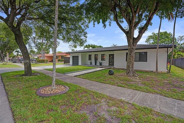 2 of 68 - 14021 Cypress Court, Miami Lakes, FL