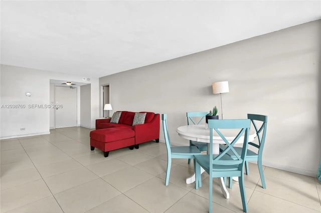 5 of 44 - 301 174th Street #1905 + Den, Sunny Isles Beach, FL