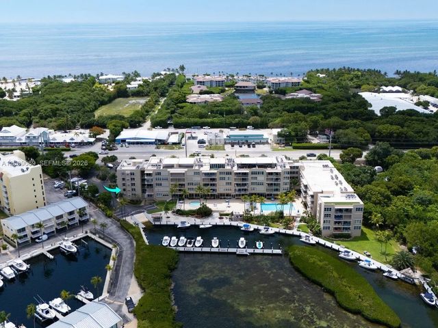 3 of 40 - 88500 Overseas Highway #208, Tavernier, FL