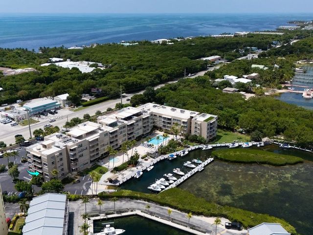 5 of 40 - 88500 Overseas Highway #208, Tavernier, FL