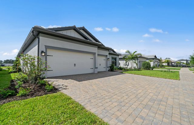 3 of 62 - 1992 Don Benito Way, Naples, FL