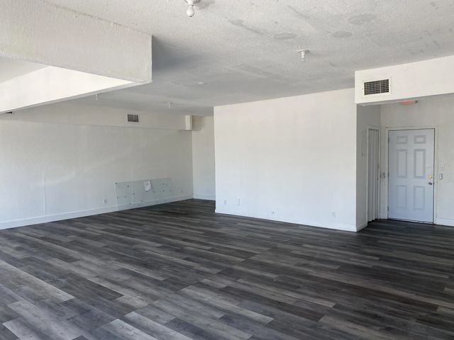 2 of 5 - 1296 Nw 31st Avenue #a, Fort Lauderdale, FL