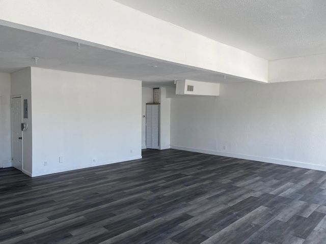 3 of 5 - 1296 Nw 31st Avenue #a, Fort Lauderdale, FL