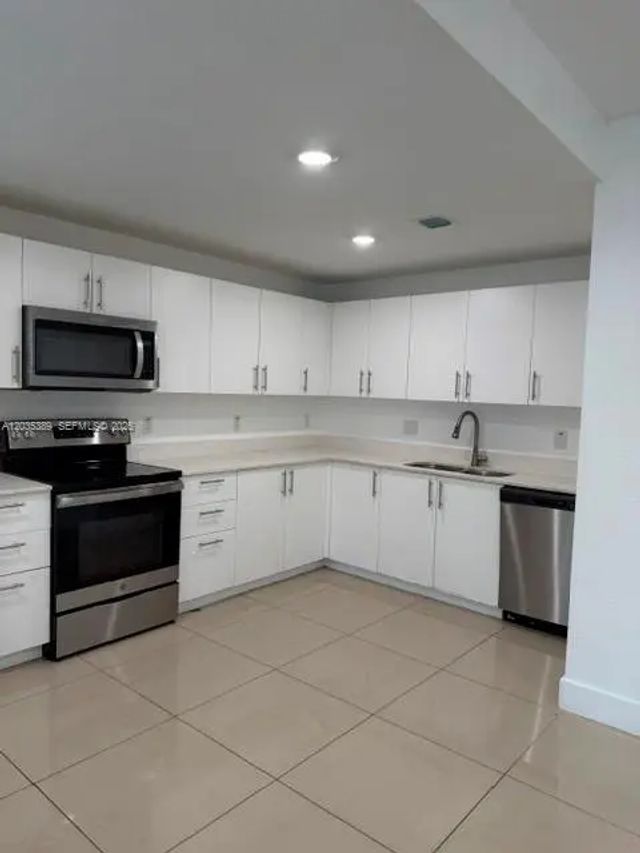 3 of 20 - 25870 Sw 144th Court, Homestead, FL