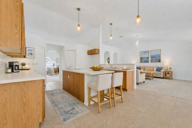 5 of 12 - 4610 Sw Cacao Street, Port St. Lucie, FL