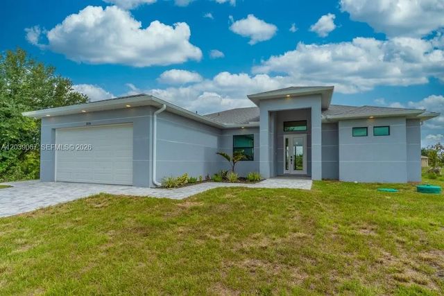 3 of 34 - 5054 Benton Street, Lehigh Acres, FL