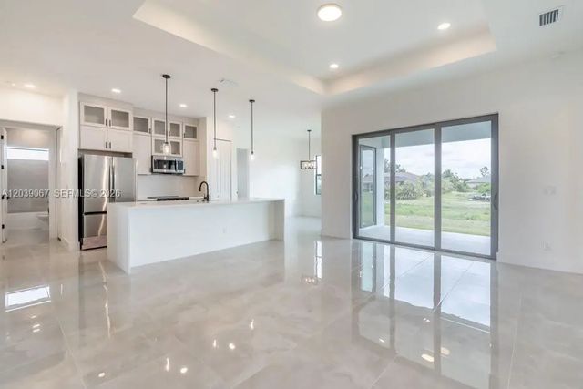 5 of 34 - 5054 Benton Street, Lehigh Acres, FL