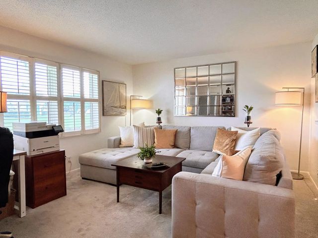 320 Horizons W #103, Boynton Beach