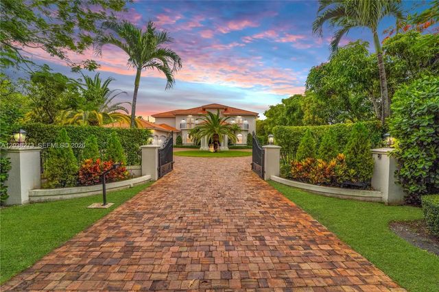 11111 Sw 77th Avenue, Pinecrest