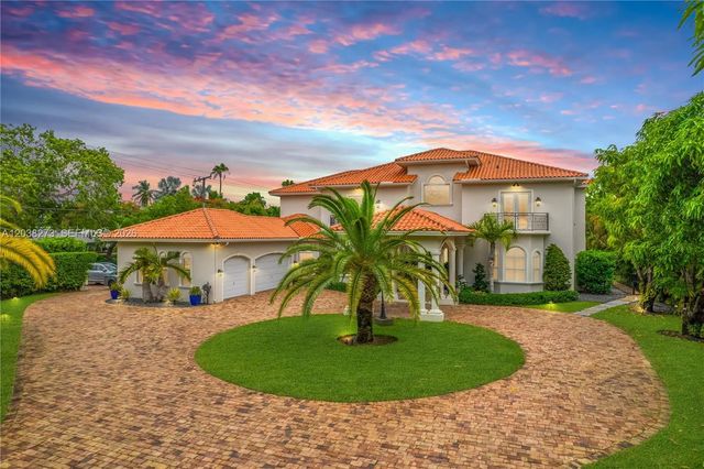 2 of 48 - 11111 Sw 77th Avenue, Pinecrest, FL