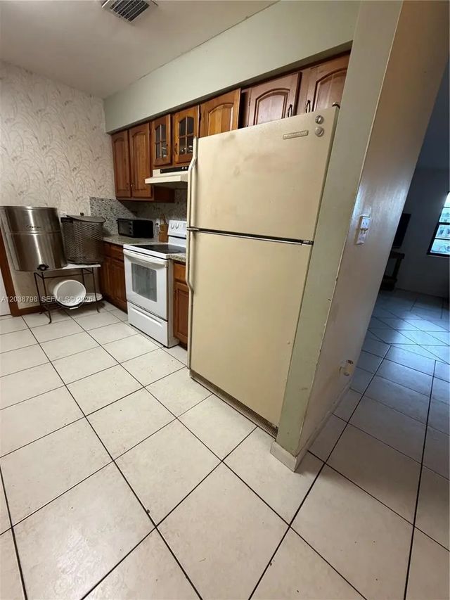 4 of 10 - 18940 Sw 358th Street, Homestead, FL