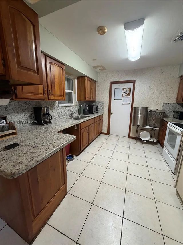 5 of 10 - 18940 Sw 358th Street, Homestead, FL