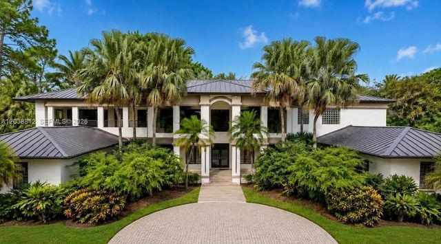 10395 Sw 67th Avenue, Pinecrest