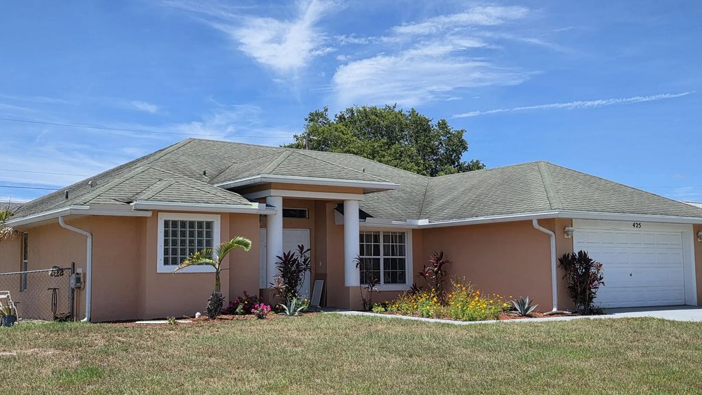 425 Sw Mccomb Avenue, Port St. Lucie