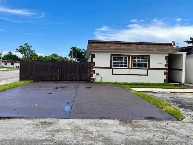 3930 Nw 207 St Road, Miami Gardens