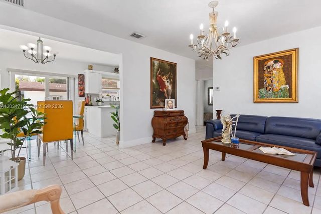 5 of 34 - 6801 Sw 27th Street, Miami, FL