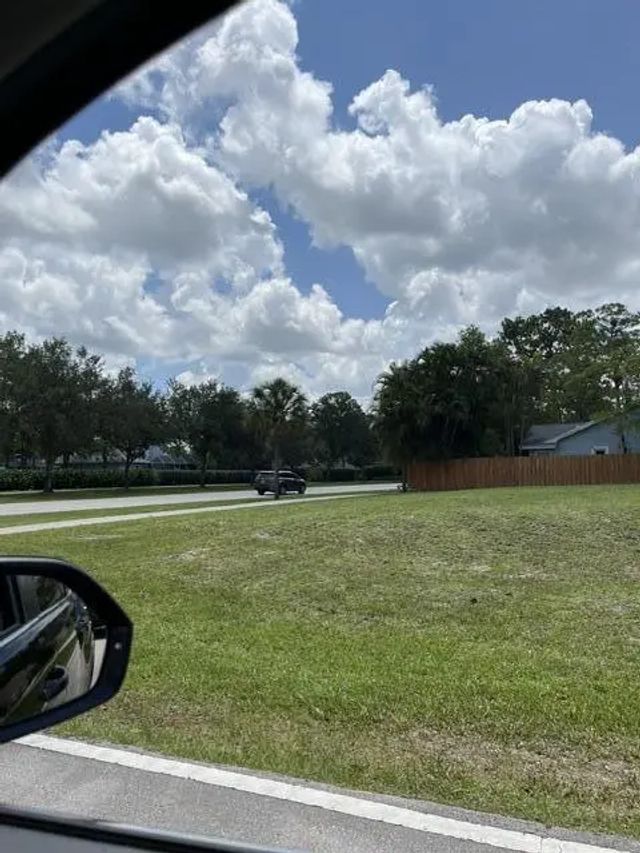 4 of 6 - 1094 Primrose Lane, Wellington, FL