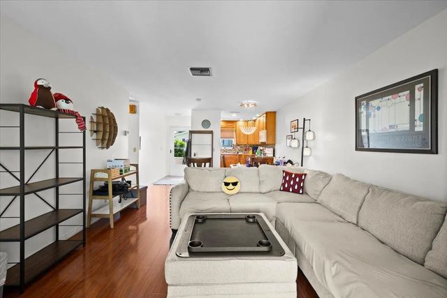 4 of 20 - 2621 Barkley Drive W #a, West Palm Beach, FL