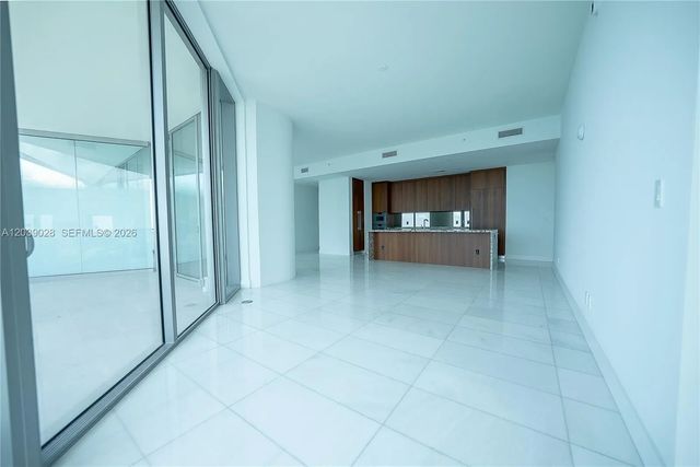 4 of 26 - 175 Se 25th Road #2704, Miami, FL