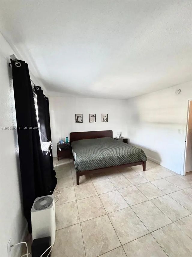 4 of 33 - 1100 Alton Road #5d, Miami Beach, FL