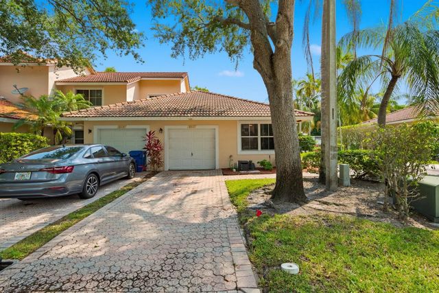 8417 Nw 40th Court, Sunrise