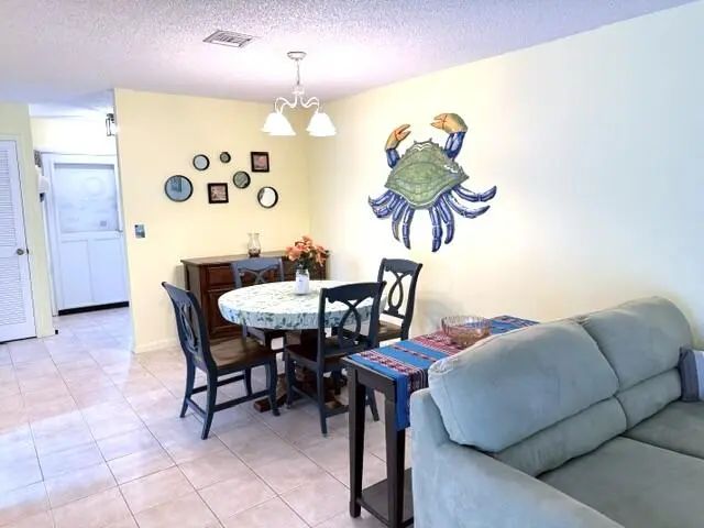 5 of 20 - 1216 S S Lakes End Drive #apt D, Fort Pierce, FL