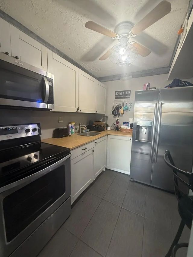 9081 Sunrise Lakes Boulevard #108, Sunrise