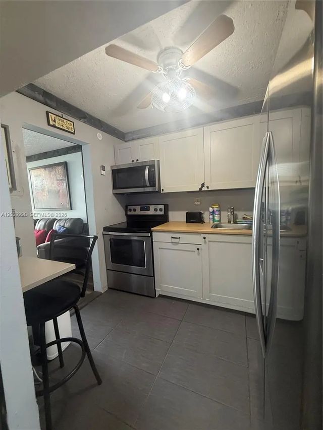 4 of 30 - 9081 Sunrise Lakes Boulevard #108, Sunrise, FL