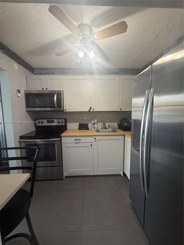 5 of 30 - 9081 Sunrise Lakes Boulevard #108, Sunrise, FL